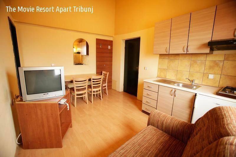 The Movie Resort Aparthotel Трибунь Экстерьер фото